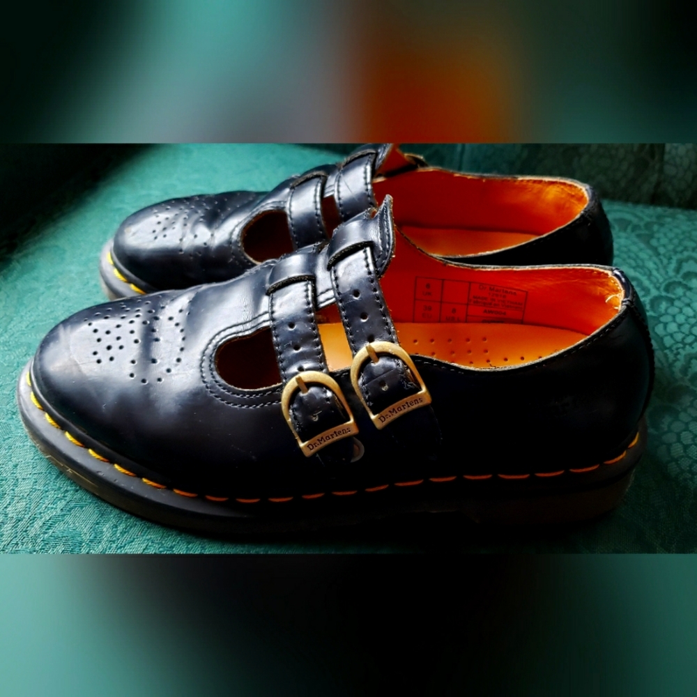 Doc Marten Mary Janes Women 8 Uniform School Back to School